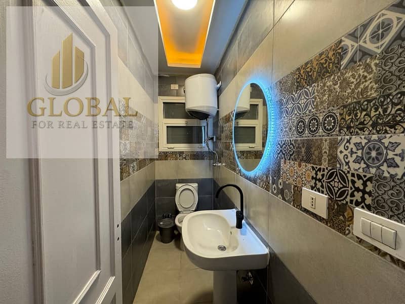 18 c30e2255-0811-42c1-be00-e4cad25eb20b. jpg