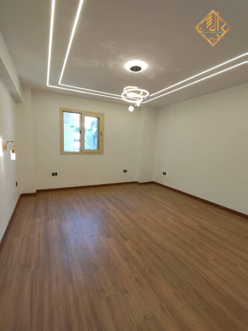 17 WhatsApp Image 2025-10-14 at 15.13. 39 (2). jpeg