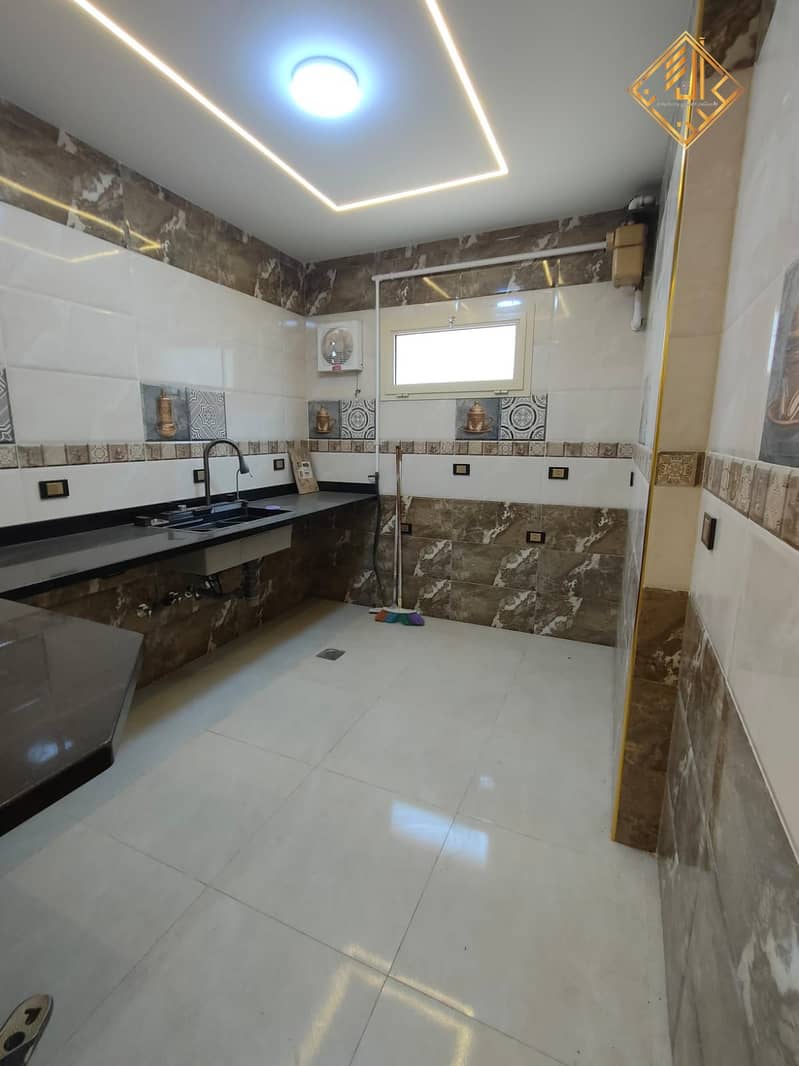 22 WhatsApp Image 2025-10-14 at 15.13. 41 (1). jpeg