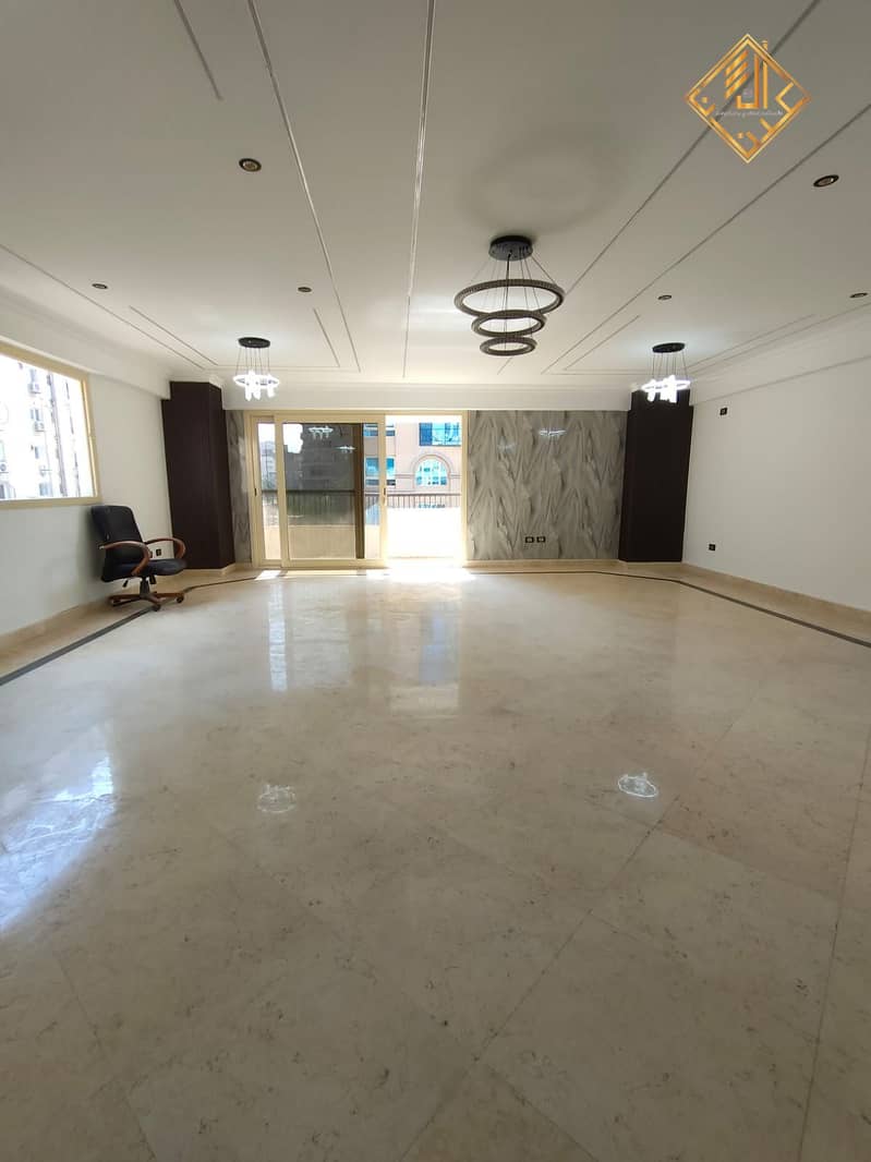 23 WhatsApp Image 2025-10-14 at 15.13. 41 (2). jpeg