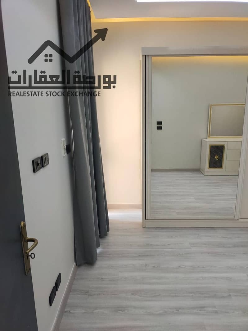 12 64bfe996-f0e2-47fb-aa43-99335c56937b. jpg