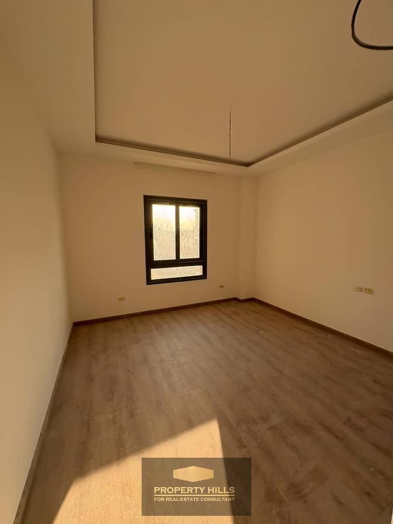 3 7a720eff-6818-4927-a528-9e75b2706237. jpg