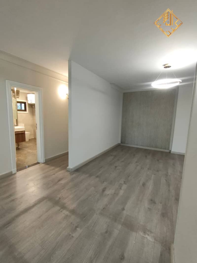 8 WhatsApp Image 2025-09-20 at 18.04. 44. jpeg