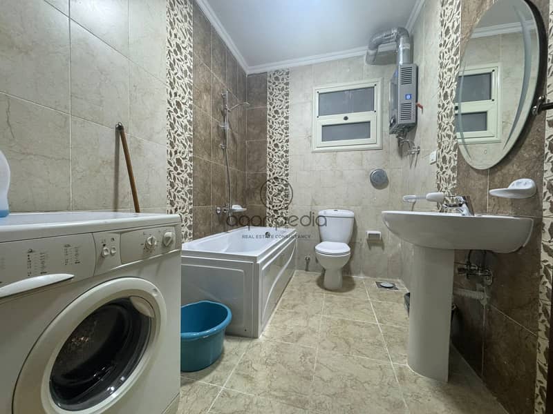 5 4eef2ffc-3ea1-4ba3-91dd-543764c41820. jpg