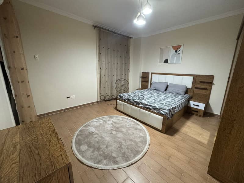 12 3880e7e4-55fd-44df-adda-e3aabcbdc379. jpg