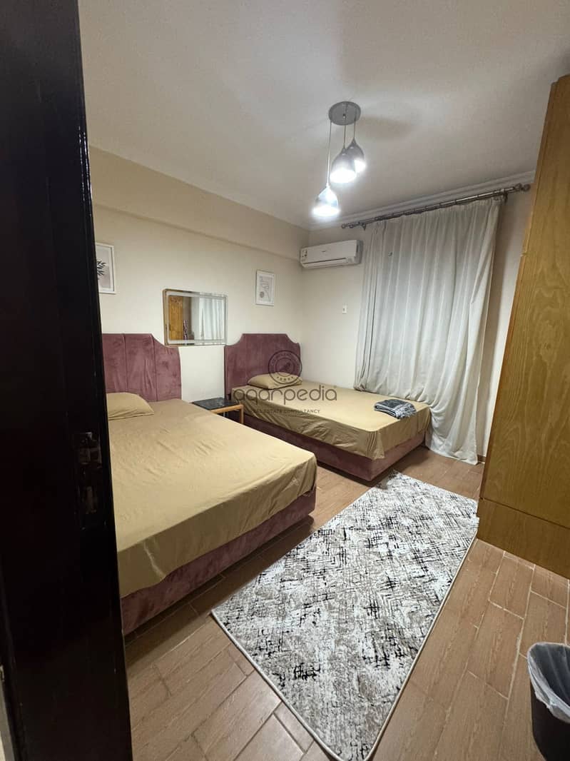 15 dbdcb19b-b972-449b-8223-62b5434871bd. jpg