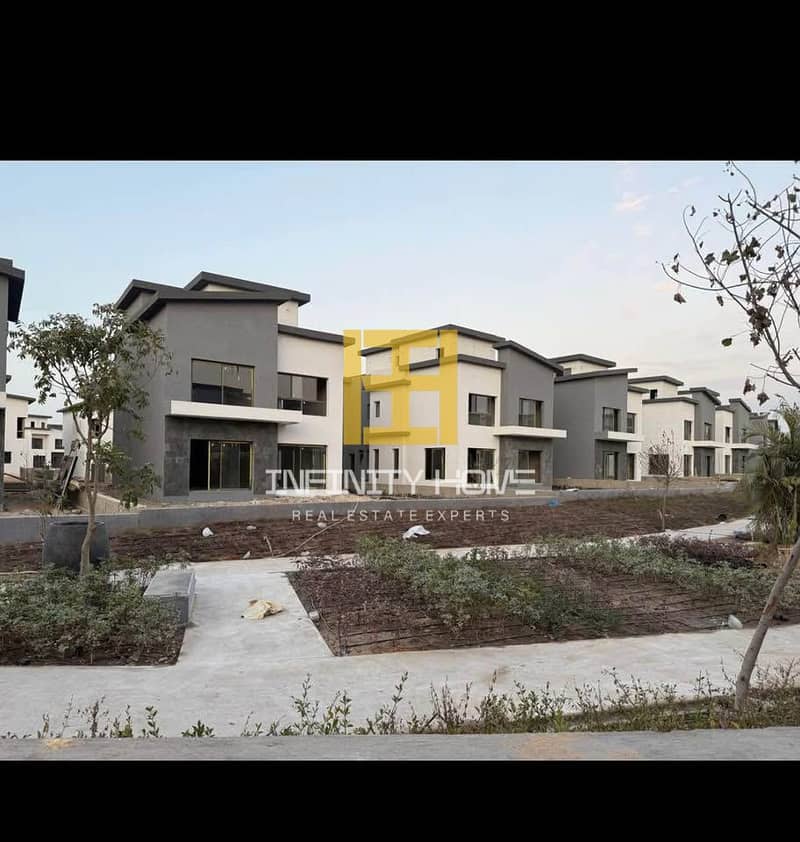 4 599832683_875418011665830_1753446483711405695_n. jpg