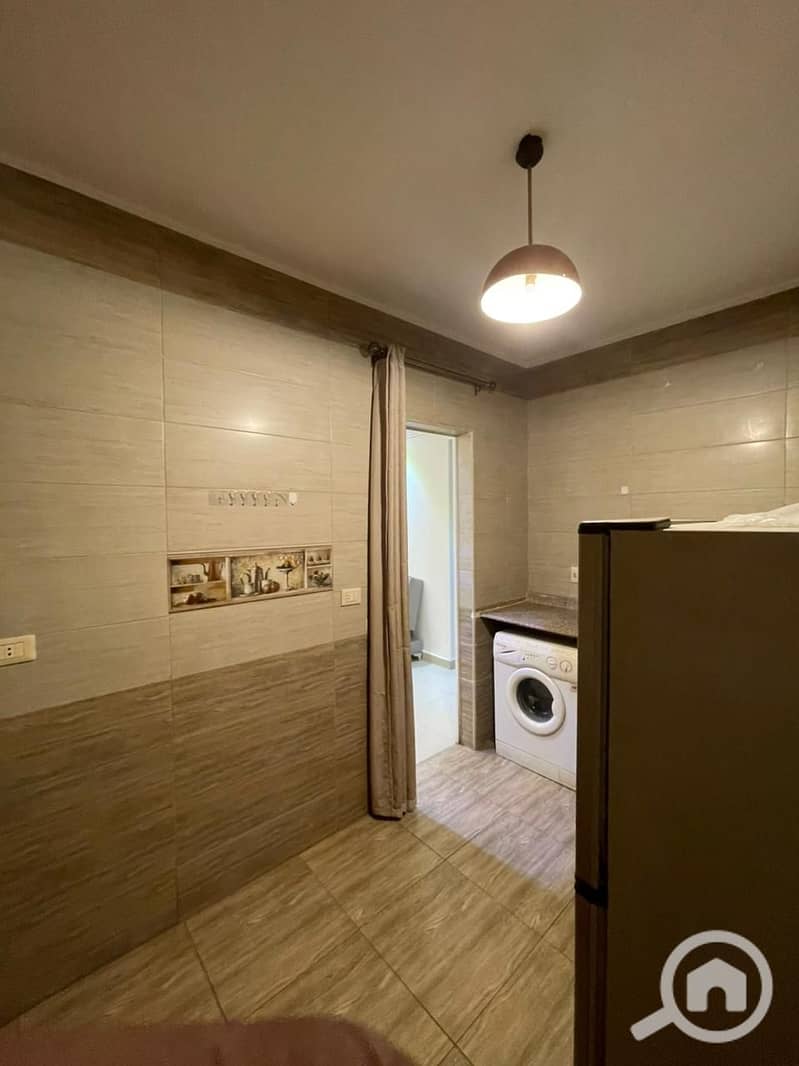 20 b39492c5-d2aa-4b93-8af3-cec11c020156. jpg