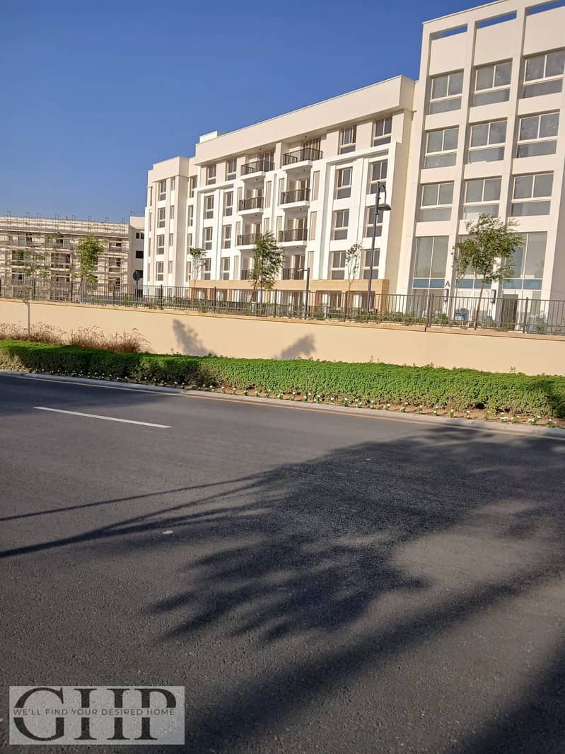 3 83f4c7b3-36ba-4d71-97fe-6a9a49ccf61b. jpg