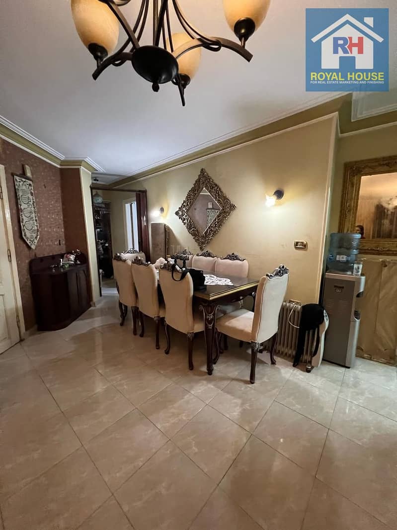 4 8ec7f574-09ae-42bc-9b5a-c5f19a125b18. jpg