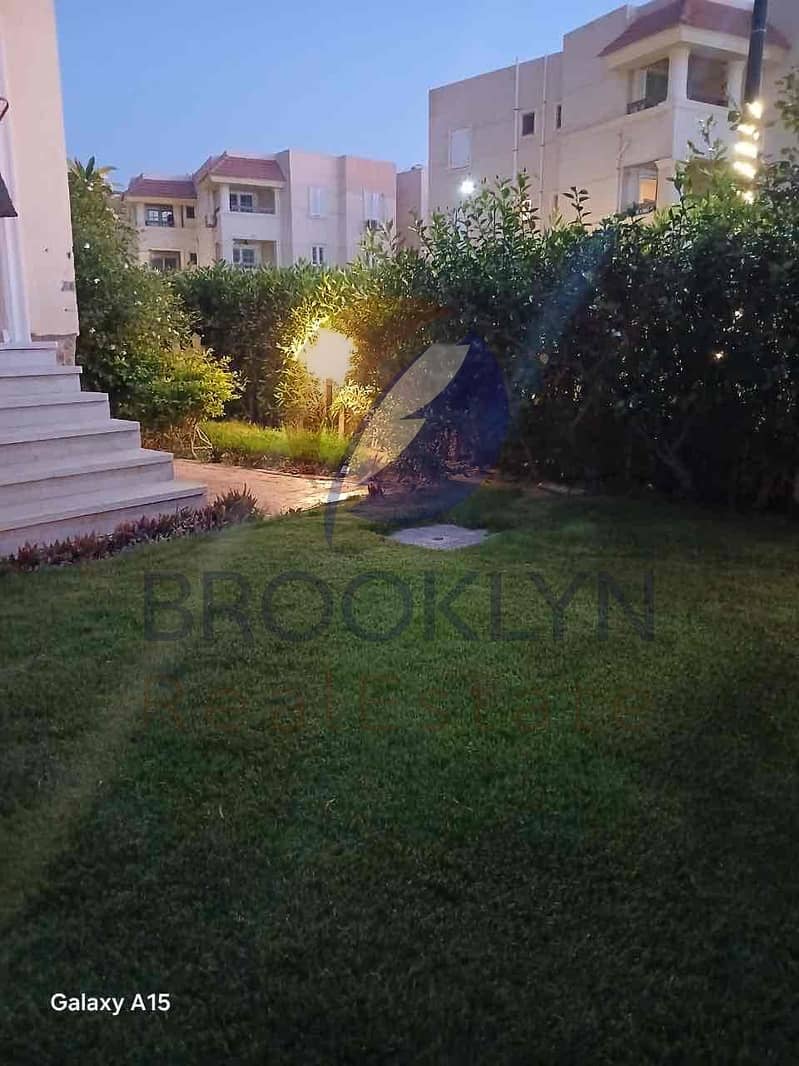 3 f3ba0285-0960-4e71-98cc-0769f0d82973. jpg