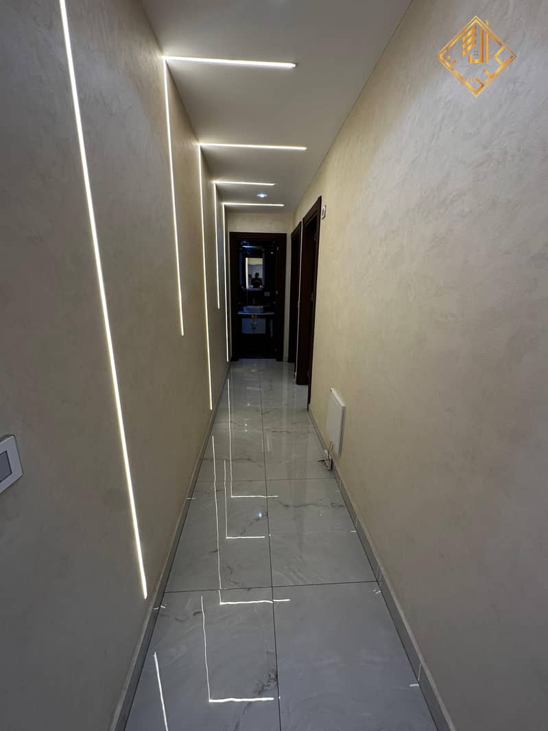 20 WhatsApp Image 2025-10-28 at 13.41. 23 (1). jpeg