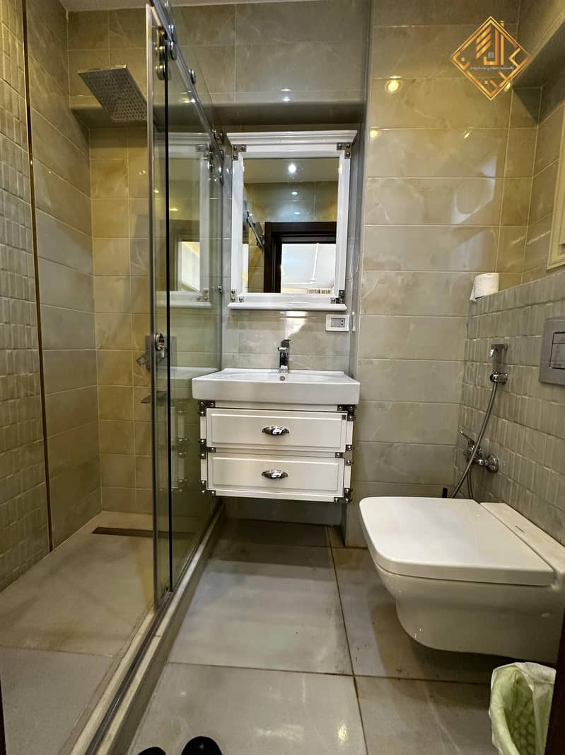 26 WhatsApp Image 2025-10-28 at 13.41. 29 (1). jpeg