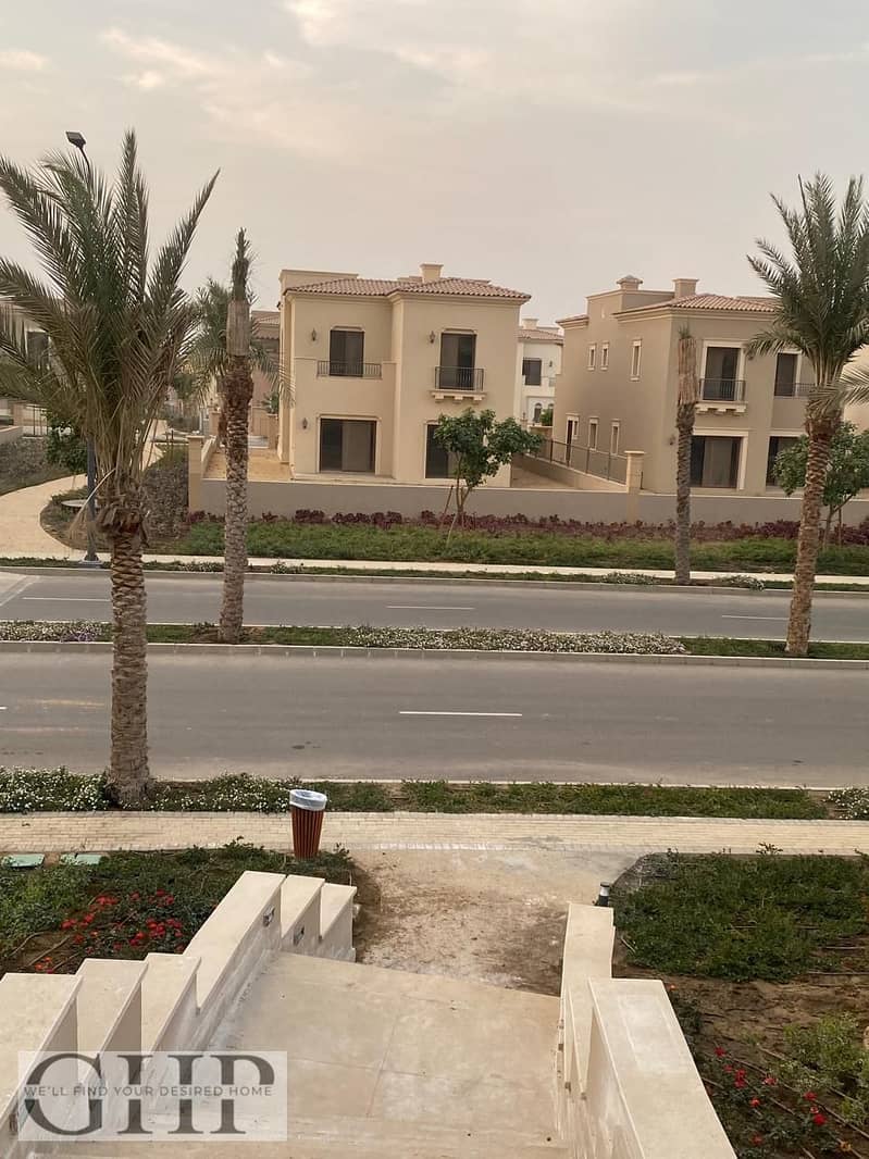 10 0045b963-e2f4-452c-8597-b2bdfabe12f1. jpg