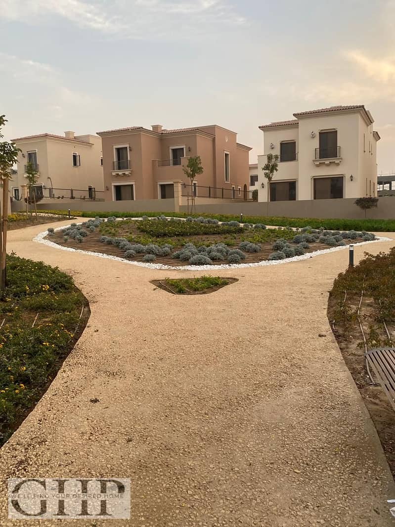 11 46bc5630-7af9-454b-8203-05de591d40ab. jpg