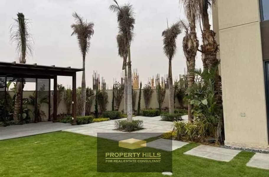 10 bfe0f478-76a8-41a9-bee9-0bec03134984. jpeg