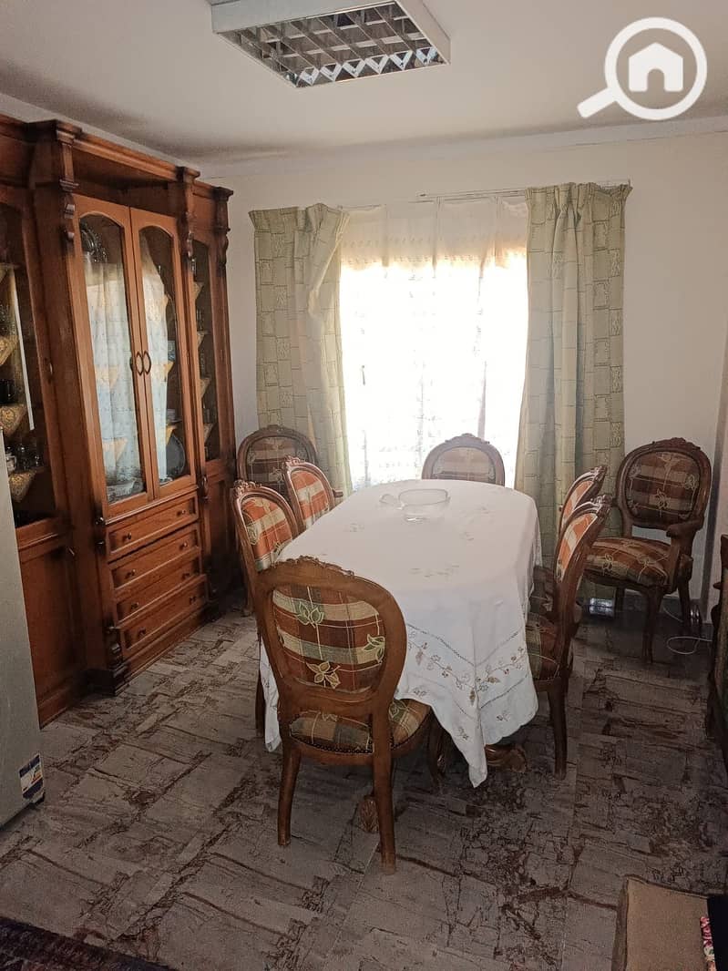 3 9e7d3941-45f8-4643-bd73-a7fe111f9189. jpg