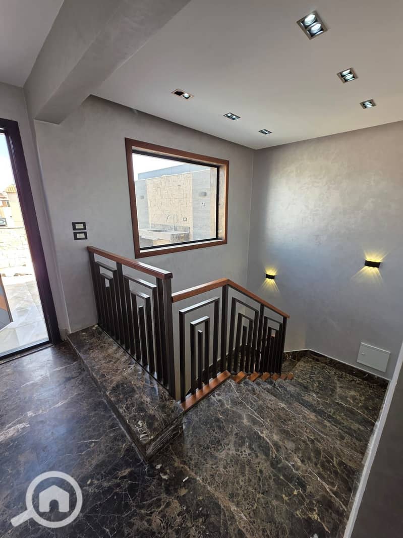 24 WhatsApp Image 2026-01-20 at 3.29. 42 PM (21). jpeg