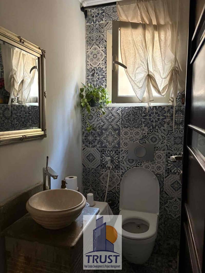 13 5e908b52-943f-4c7b-a691-f354927a0cc1. jpg