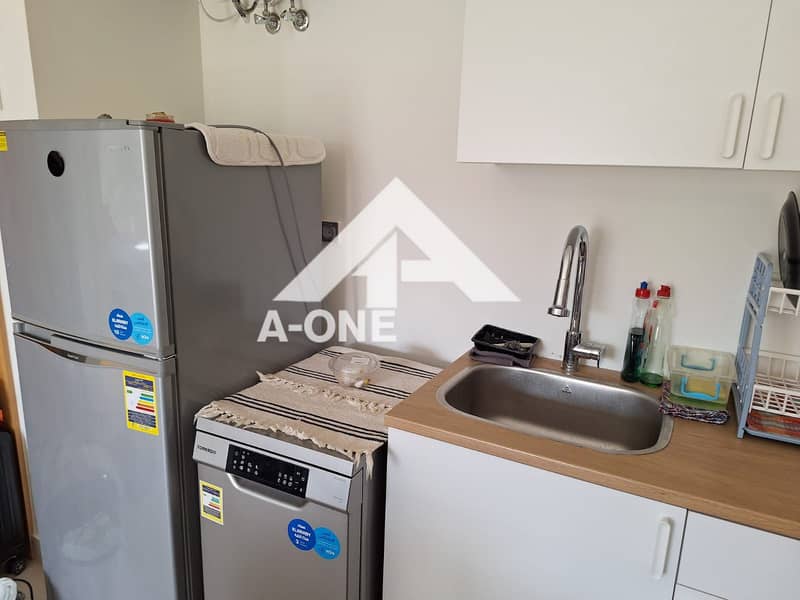 9 6f8598c1-600d-4ade-9f8c-c914c7273af4. jpg