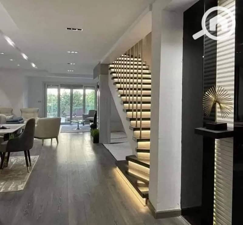 12 581248454_25634293142843310_6638938551631289087_n. jpg