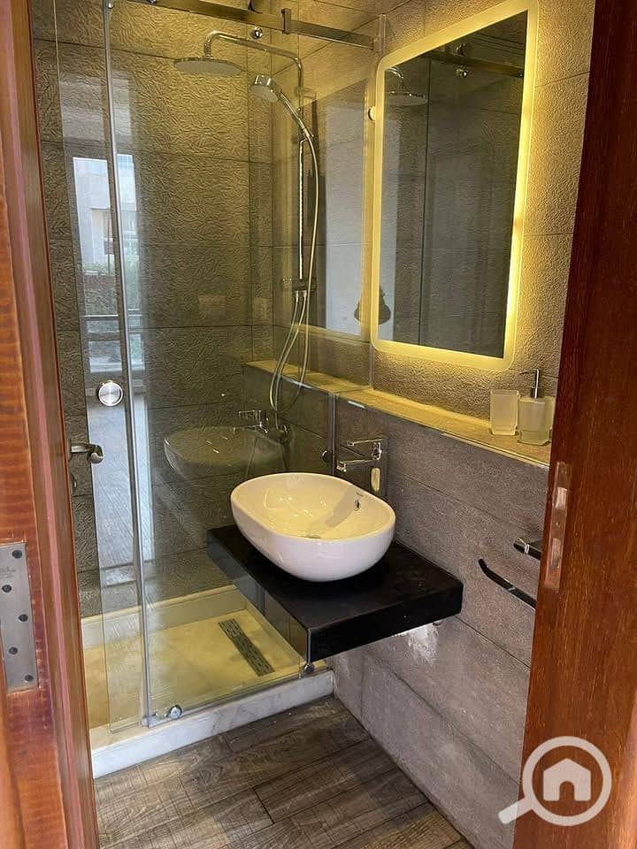 4 494738511_1403861400659767_3197421516395060527_n. jpg