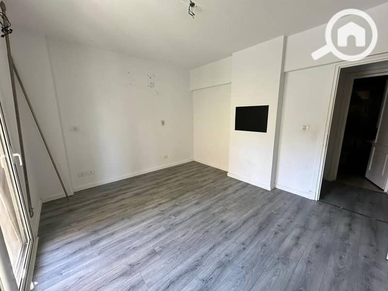 11 deb77d52-f011-4407-9e7b-c873e689756b. jpeg