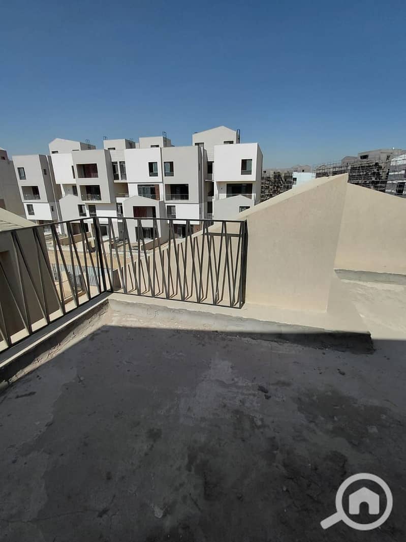 6 eac1236b-ab30-4794-8d55-34a48d47918a. jpg