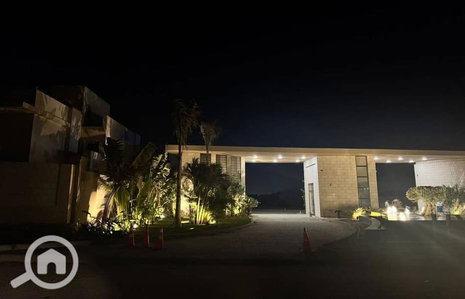 7 WhatsApp Image 2025-11-13 at 03.57. 24 (1)_1400x900. jpg