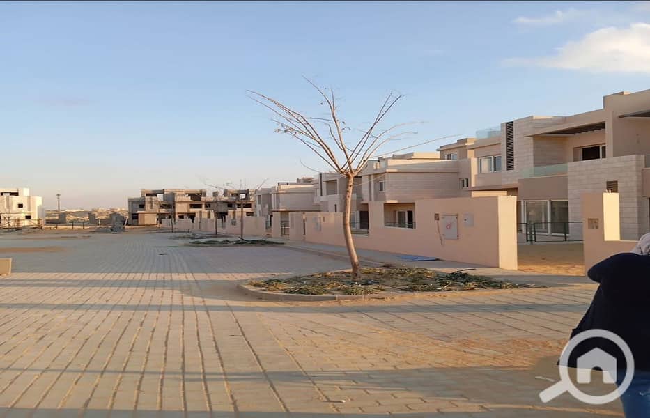 10 WhatsApp Image 2025-11-13 at 03.57. 28 (2)_1400x900. jpg