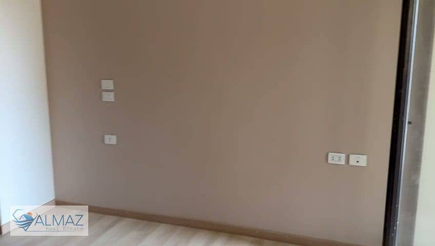 8 WhatsApp Image 2026-01-20 at 3.48. 23 PM (1). jpeg