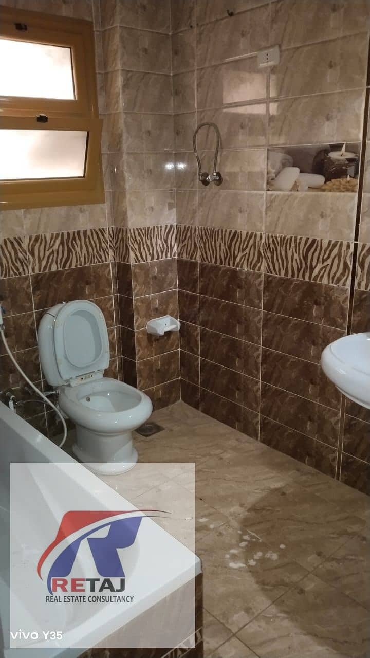 6 d29cb810-fd0e-42da-bcca-3c1d912bb359. jpg