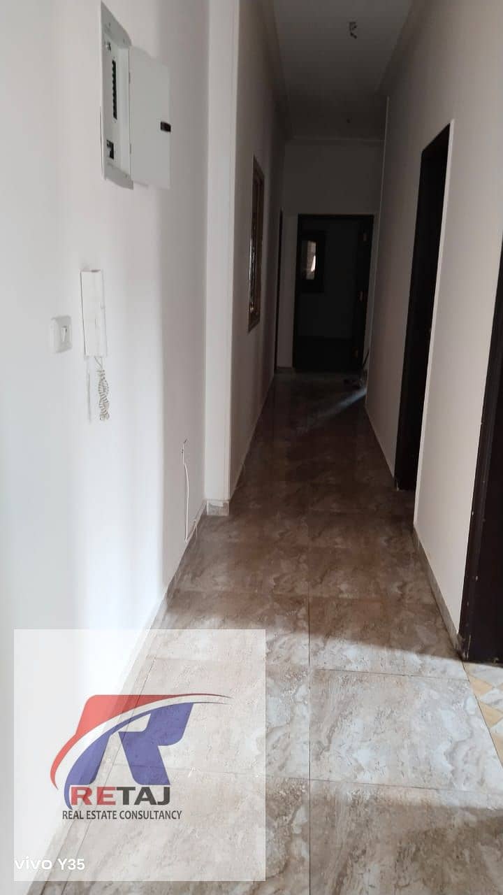 7 e78a7f7b-1a7a-4205-a788-bd8e62141972. jpg