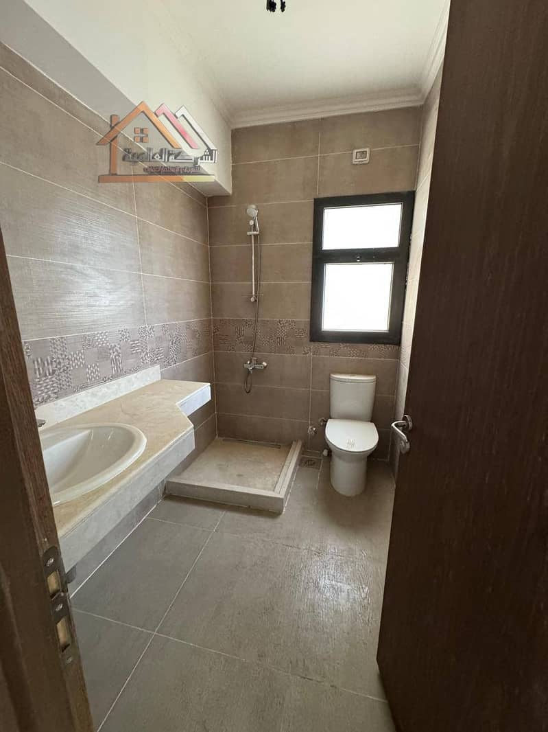 9 d05ada17-0c77-4e0c-82d0-6c36ccf5b811. jpg