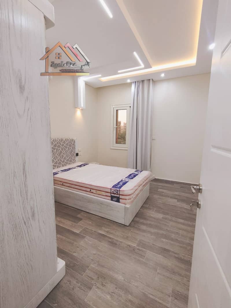 15 383f7687-62bc-4b90-b48f-0d602c0836ed. jpeg