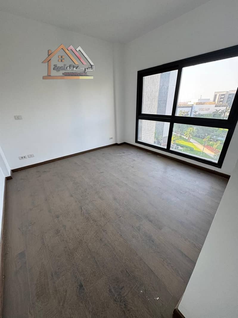 5 dfdf6a3c-c8bf-4c41-8632-babb2b54e366. jpg