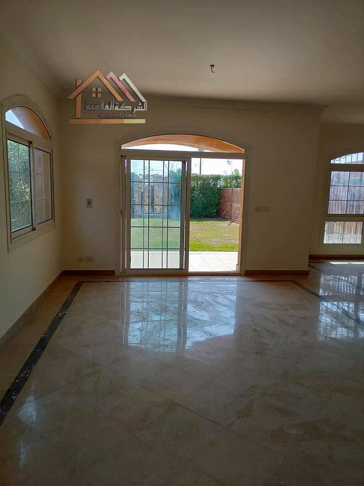 10 160612176_933769267415323_1250858910301505247_n. jpg