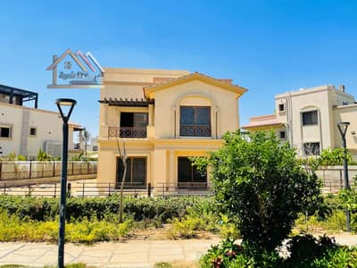6 Bedroom Villa for Sale in Madinaty, Cairo - 55f7f842-aa71-4005-8783-314edfa1414d. jpg