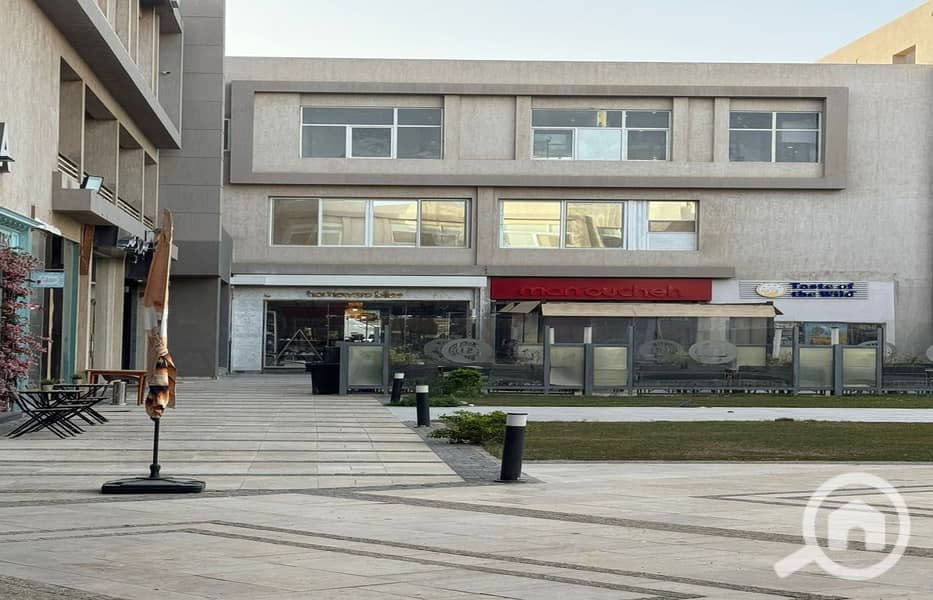 5 WhatsApp Image 2025-03-10 at 1.17. 56 AM_1400x900. jpg