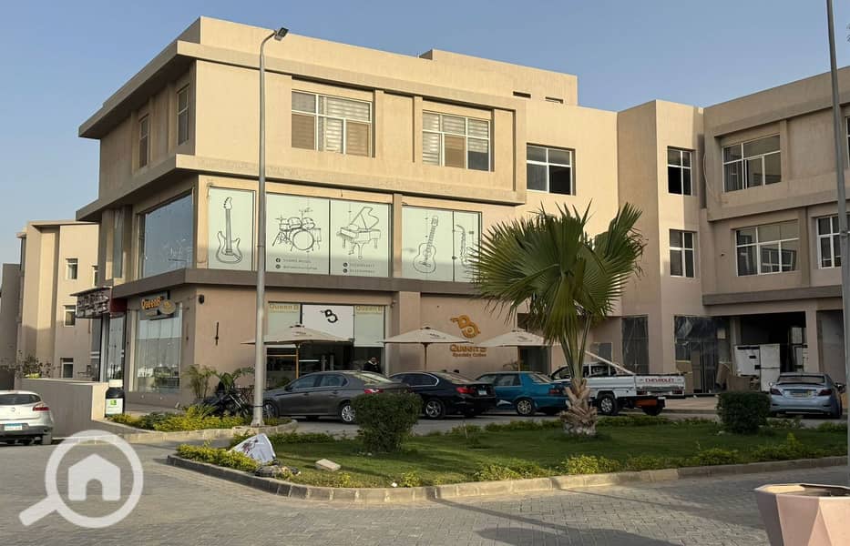 9 WhatsApp Image 2025-03-10 at 1.18. 00 AM (4)_1400x900. jpg