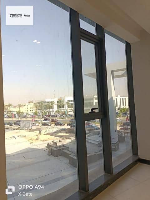 10 eda674cc-8070-4982-bf1f-265890264858. jfif. jpg