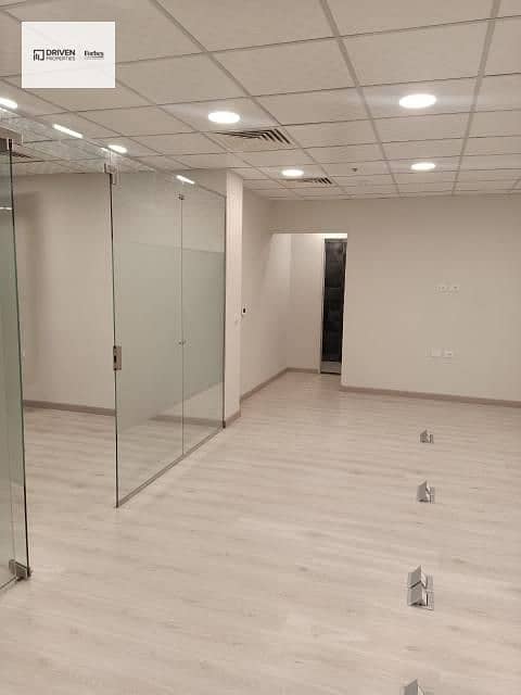 12 cb4ab4db-14a3-4354-b028-cc0cead96659. jpg