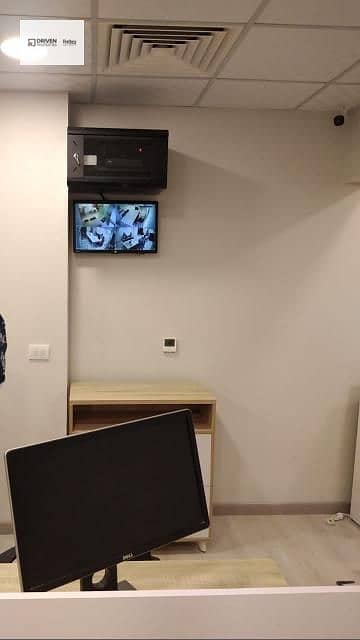 14 e9658b23-6325-4680-b603-3f9f43792c49. jpg