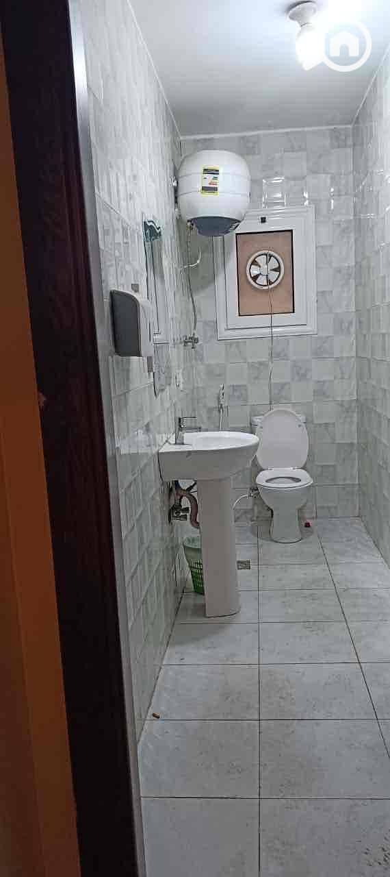 4 2e306479-a798-4874-9b29-0d15b6b8ec00. jpg