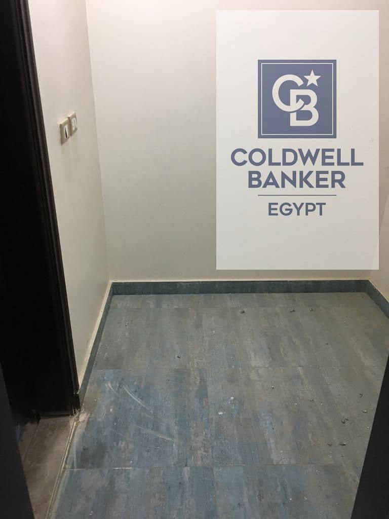 10 58fadab8-2bd4-46df-a333-bdae00a010f5. jpg