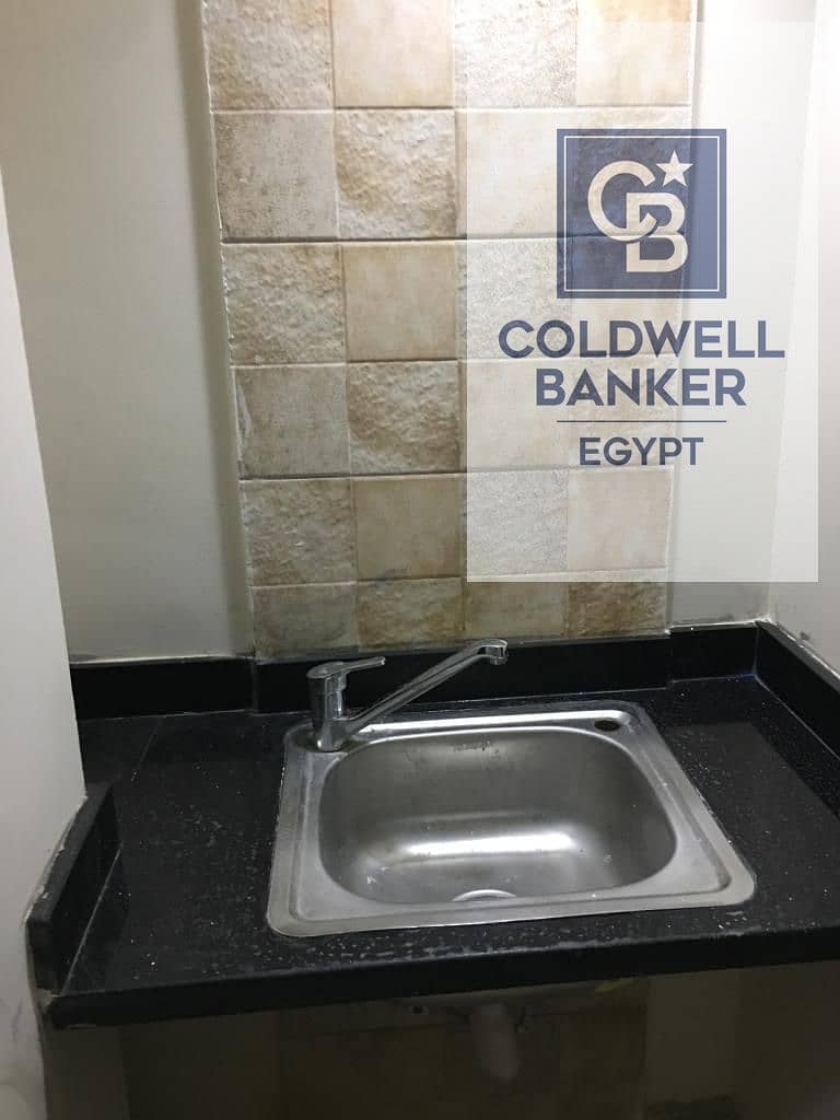 20 b7088270-c3fc-4940-b29f-5c00bb1ed501. jpg