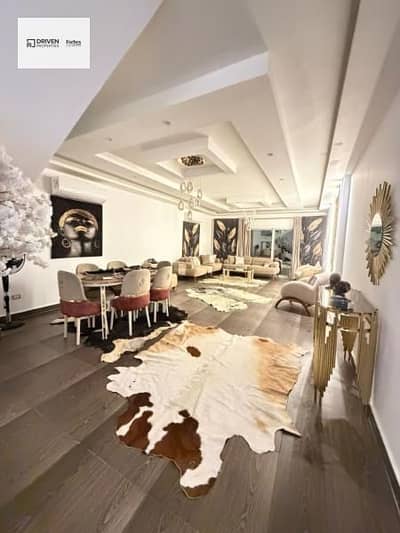 تاون هاوس 4 غرف نوم للايجار في الشيخ زايد، الجيزة - d53f7ed7-9065-4d32-8665-034656123dea. jfif. jpg