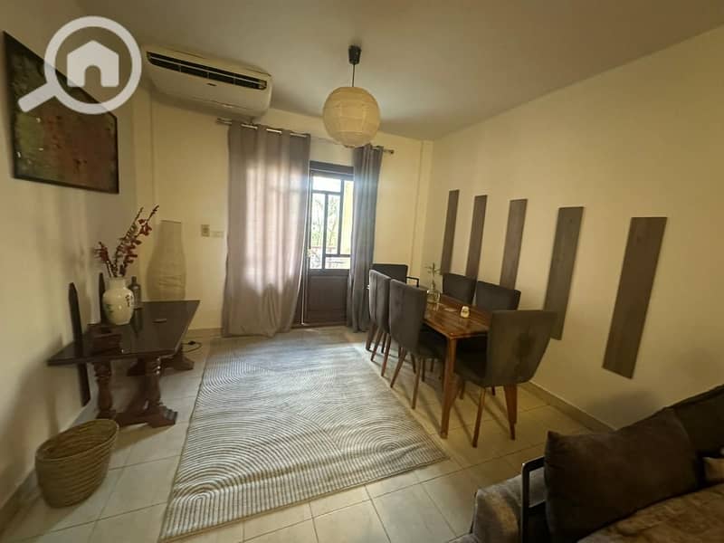 4 2f9958f8-9de0-497e-8aec-606d6ee628ca. jpeg