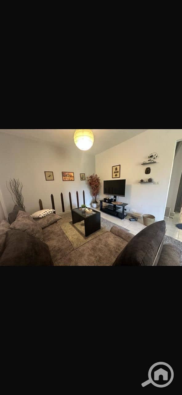 8 48f2c140-8c93-4ed8-8c47-1cc493ef791c. jpeg