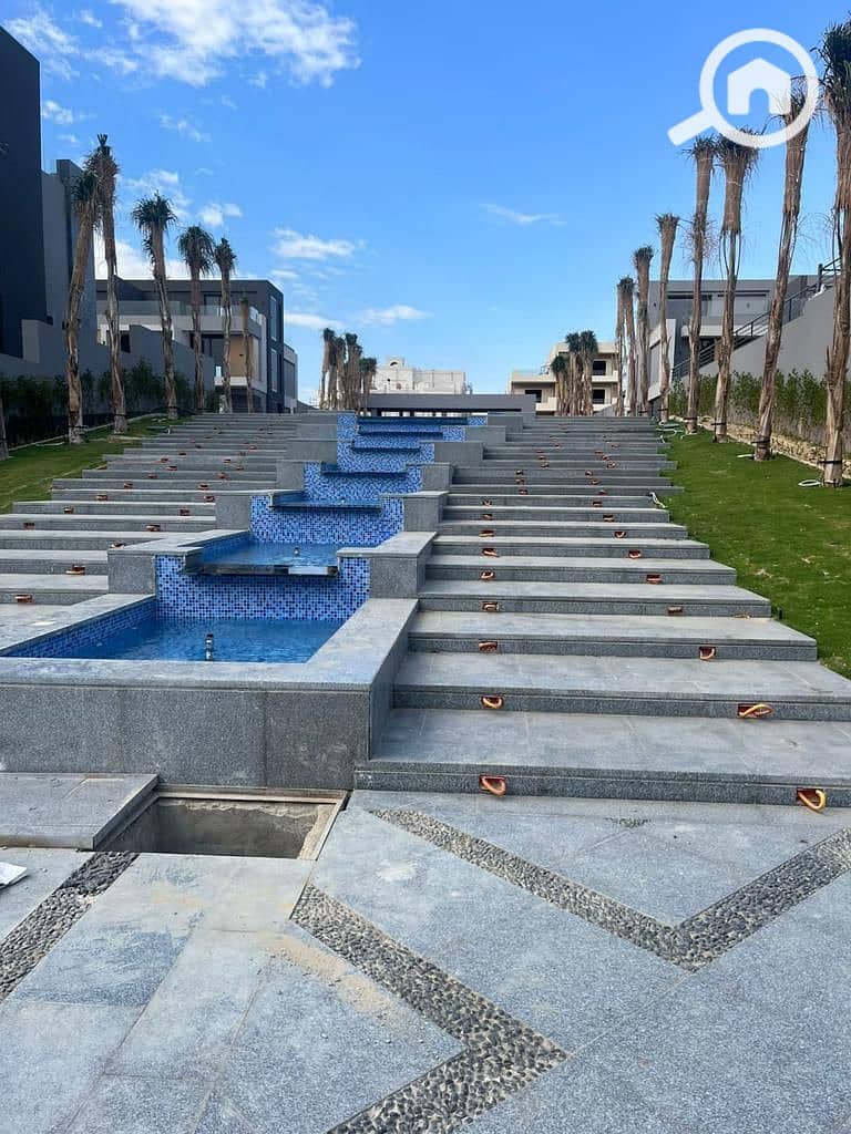 9 bf495f2a-5872-422c-b606-8739524d7371. jpeg